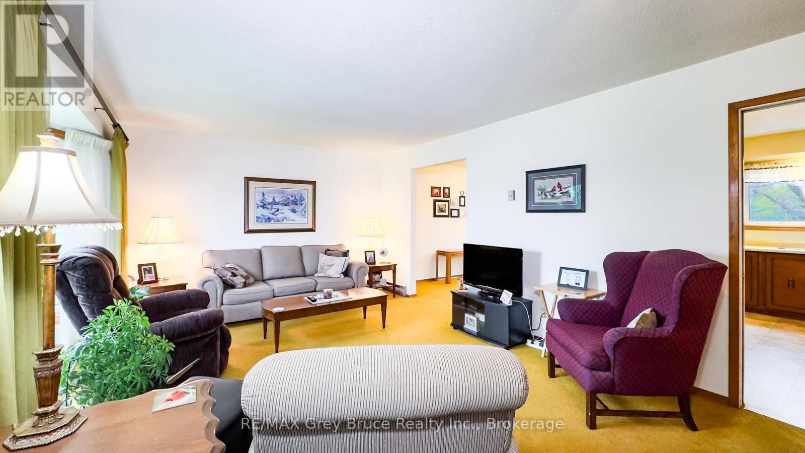 Arran-elderslie, ON N0G1L0,36 CENTENNIAL STREET