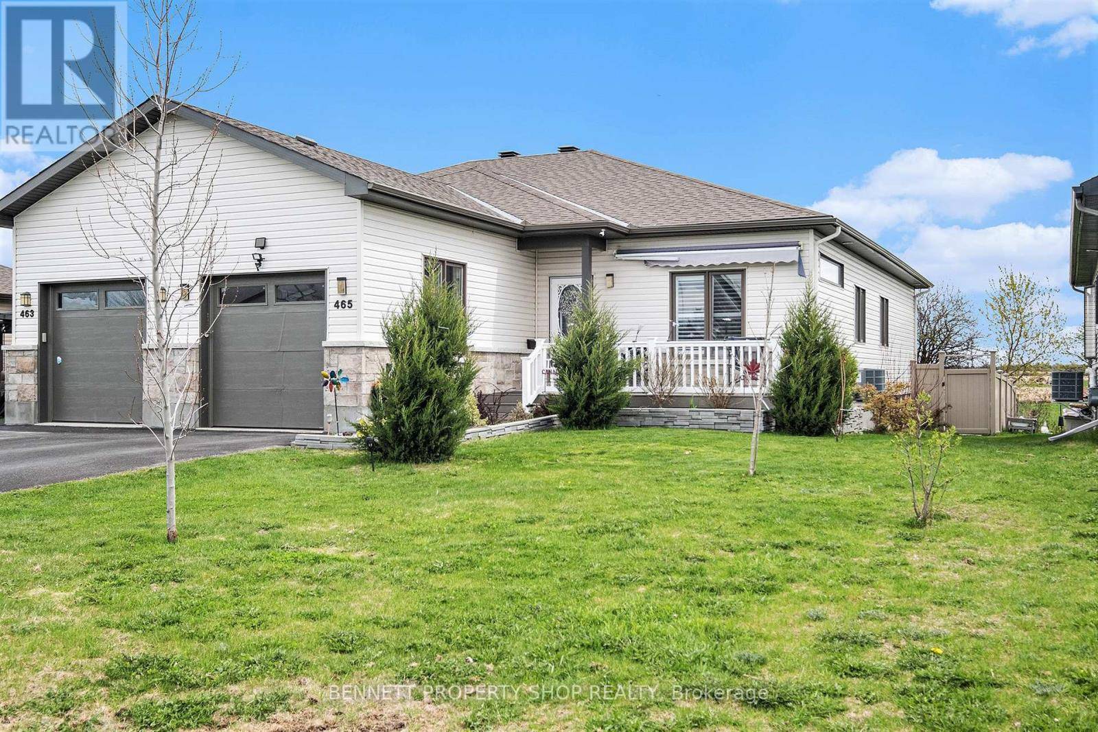North Dundas, ON N1A2W1,465 LANCASTER LANE E