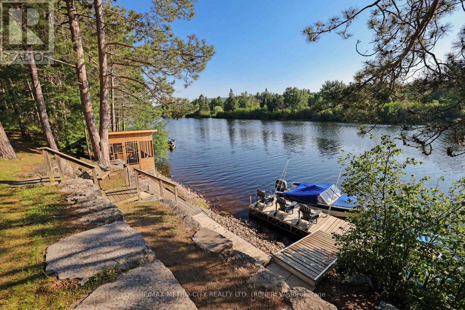 Greater Madawaska, ON K0J2R0,79 FLYING CLUB ROAD