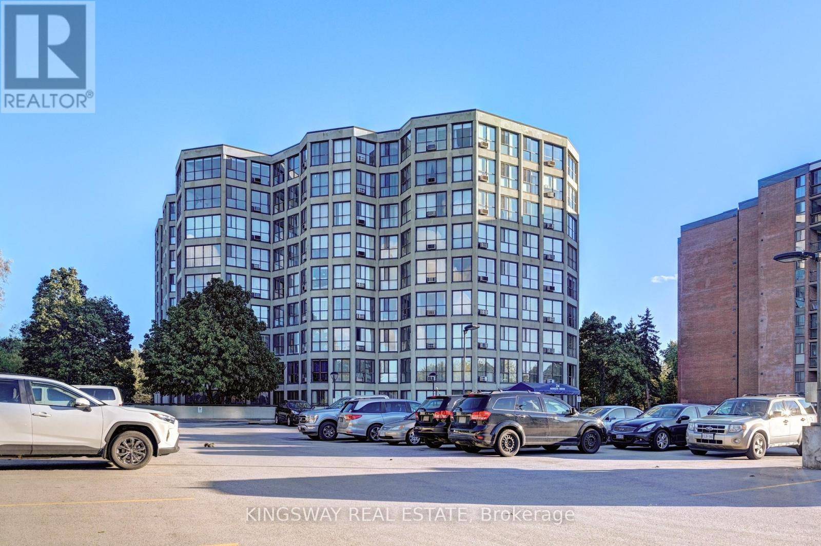 Guelph (riverside Park), ON N1H8E9,24 Marilyn DR North #401