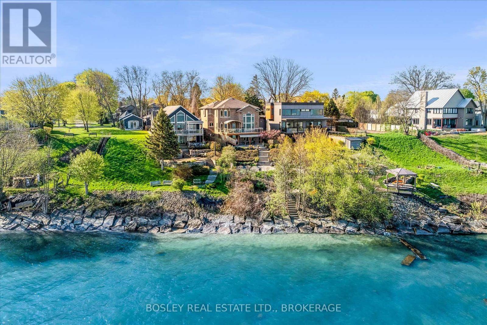 St. Catharines (port Dalhousie), ON L2N5B1,10 1/2 COLTON AVENUE
