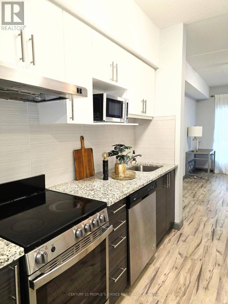 Hamilton (ainslie Wood), ON L8S3A1,77 Leland ST #419