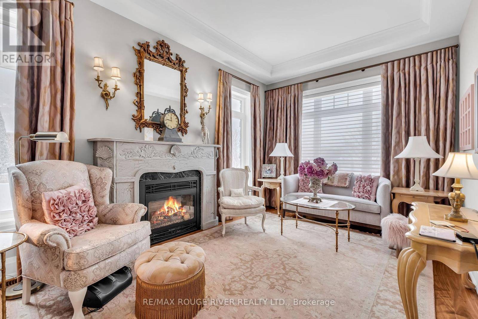Cobourg, ON K9A3B3,98 ONTARIO ST STREET S