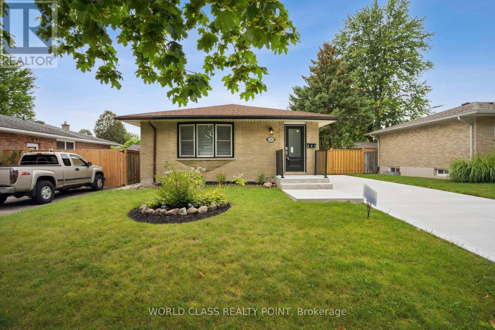 London East (east I), ON N5V1E6,396 HUDSON DRIVE