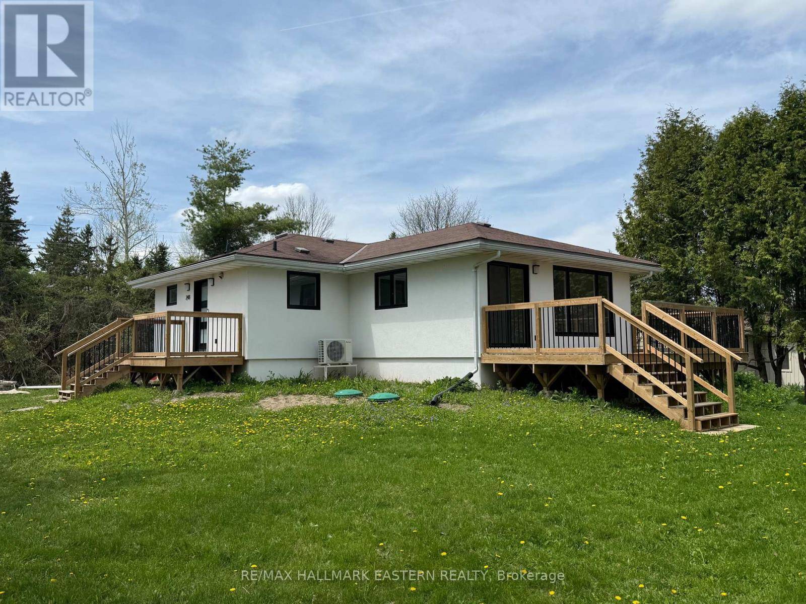 Kawartha Lakes (bobcaygeon), ON K0M1A0,248 CROSBY DRIVE