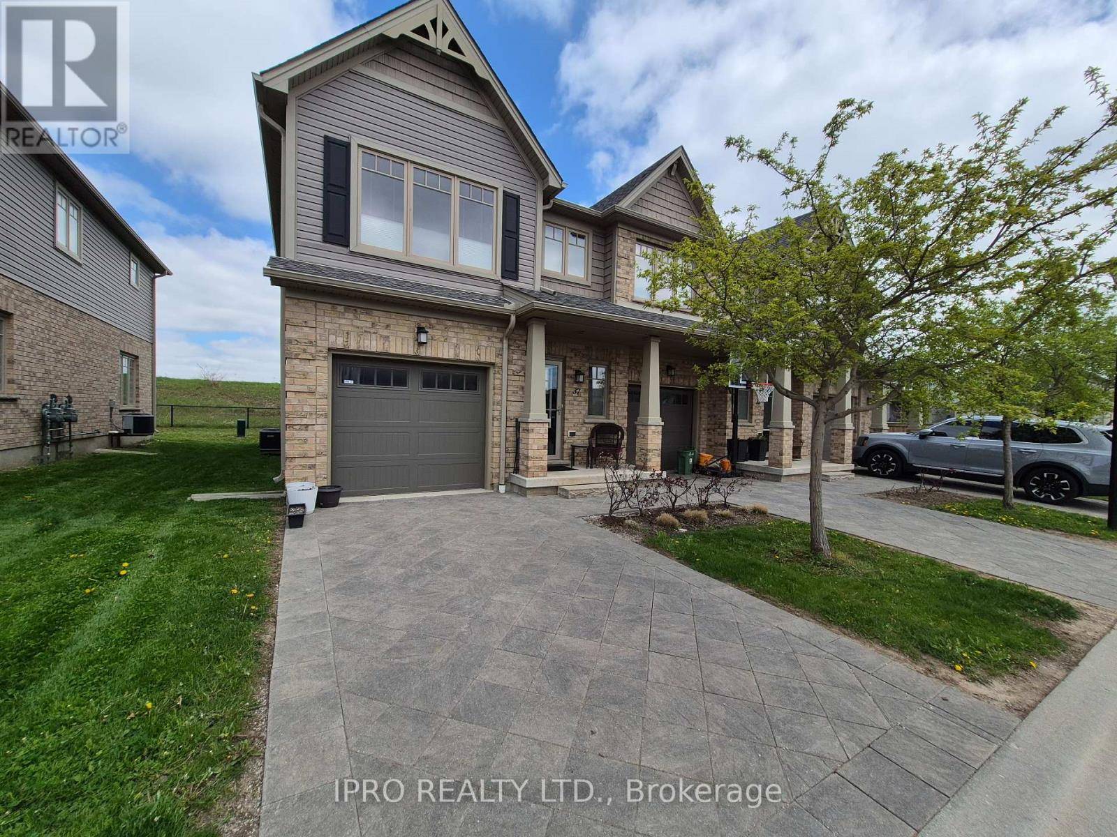London North (north D), ON N5X0K3,1924 Cedarhollow BLVD #37