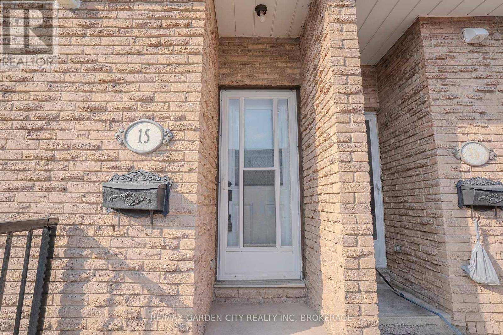 West Lincoln (smithville), ON L0R2A0,149 St. Catharines ST #15