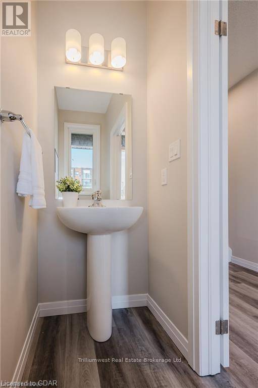 North Dumfries, ON N0B1E0,73 AYR MEADOWS CRESCENT