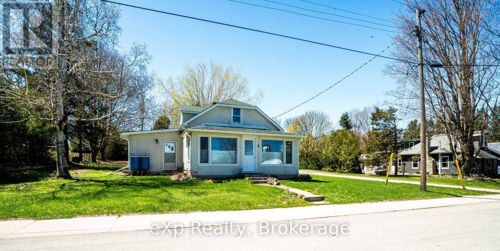 Northern Bruce Peninsula, ON N0H1W0,4 ALEXANDER STREET