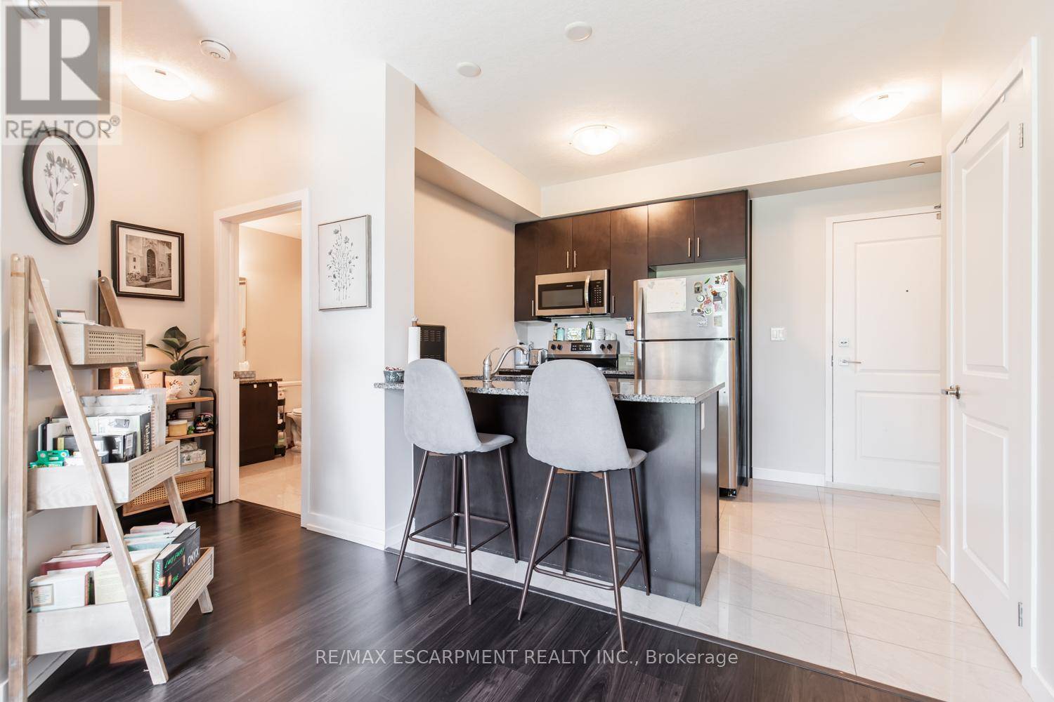 Hamilton (stoney Creek), ON L8E0K3,125 Shoreview PL #116