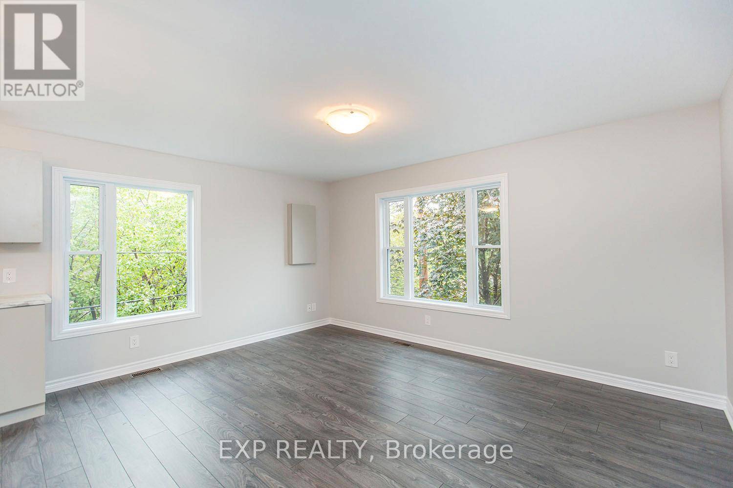 Ottawa, ON K1L7V1,183 KIPP ST #B