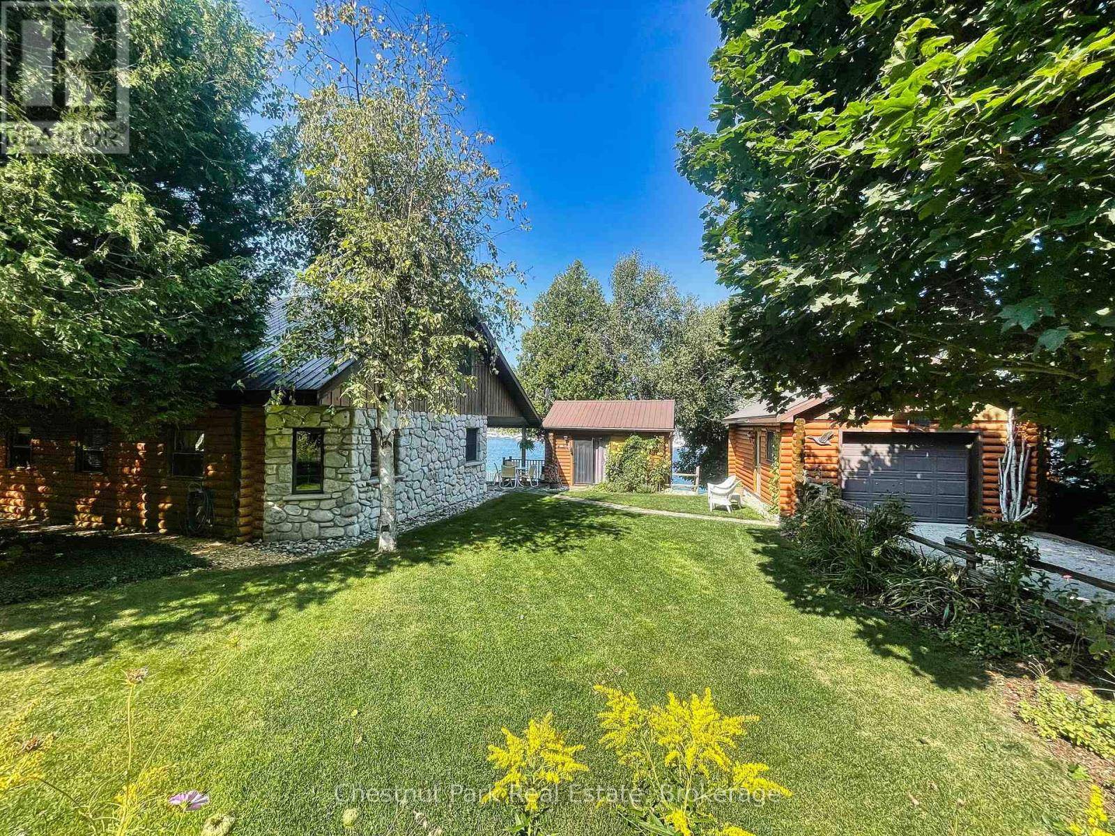 Northern Bruce Peninsula, ON N0H1W0,36 WILLIAM STREET