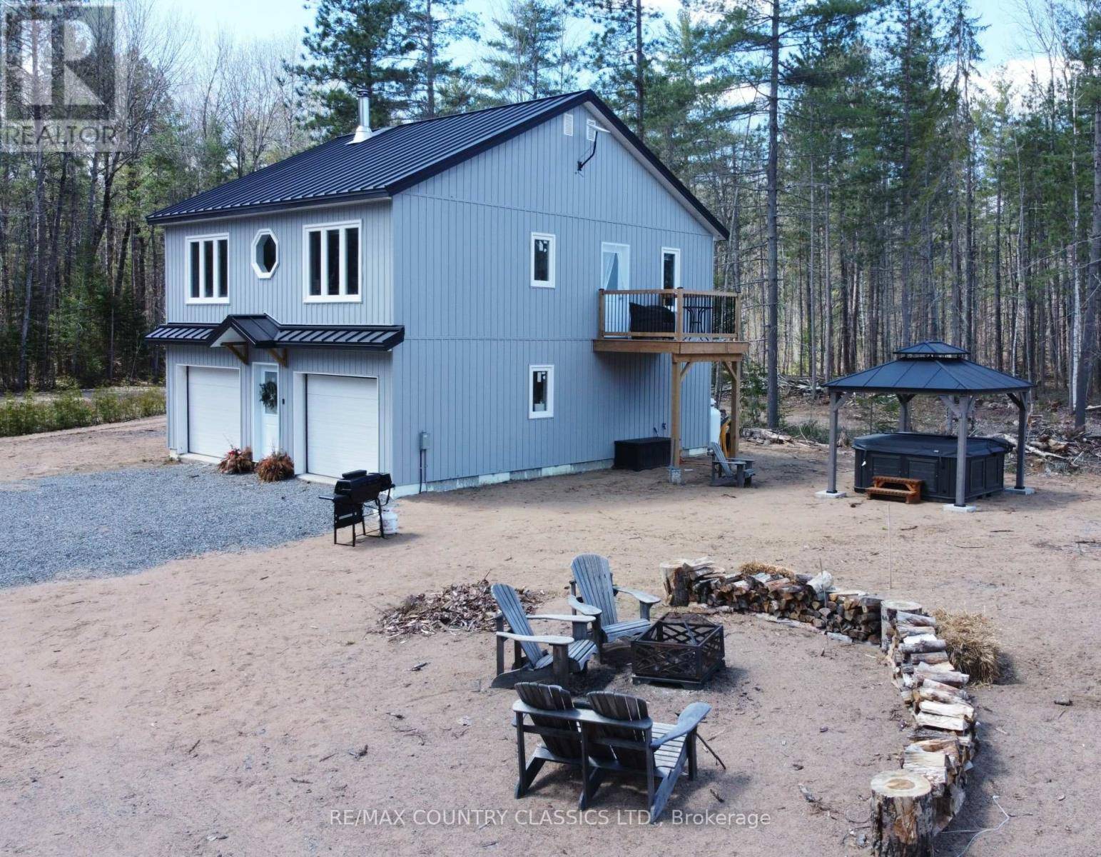 Madawaska Valley, ON K0J1B0,237 GRUNWALD ROAD