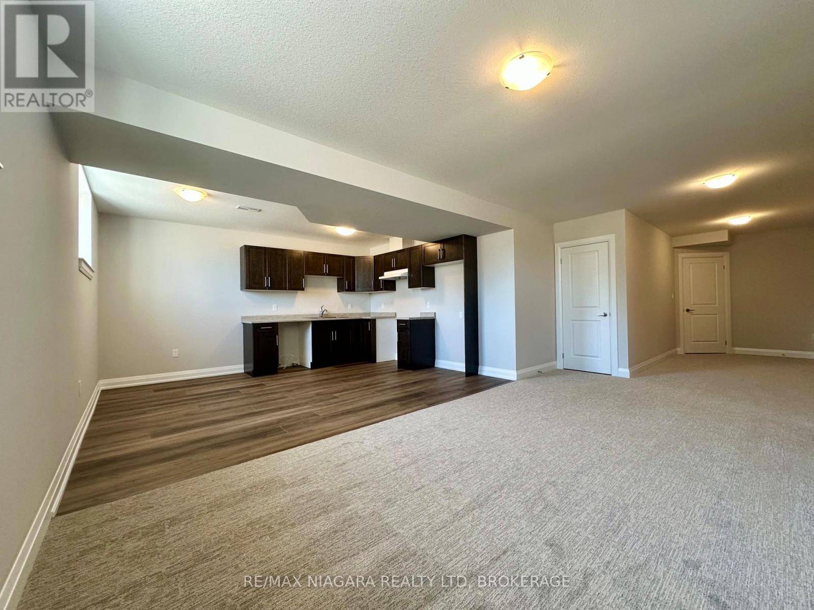 Fort Erie (crescent Park), ON L2A0H3,925 Rutherford AVE #LOWER
