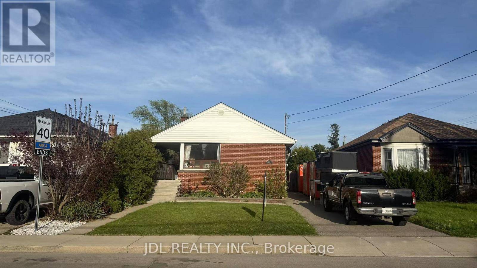 Hamilton (glenview), ON L8K3P9,317 PARKDALE AVENUE S