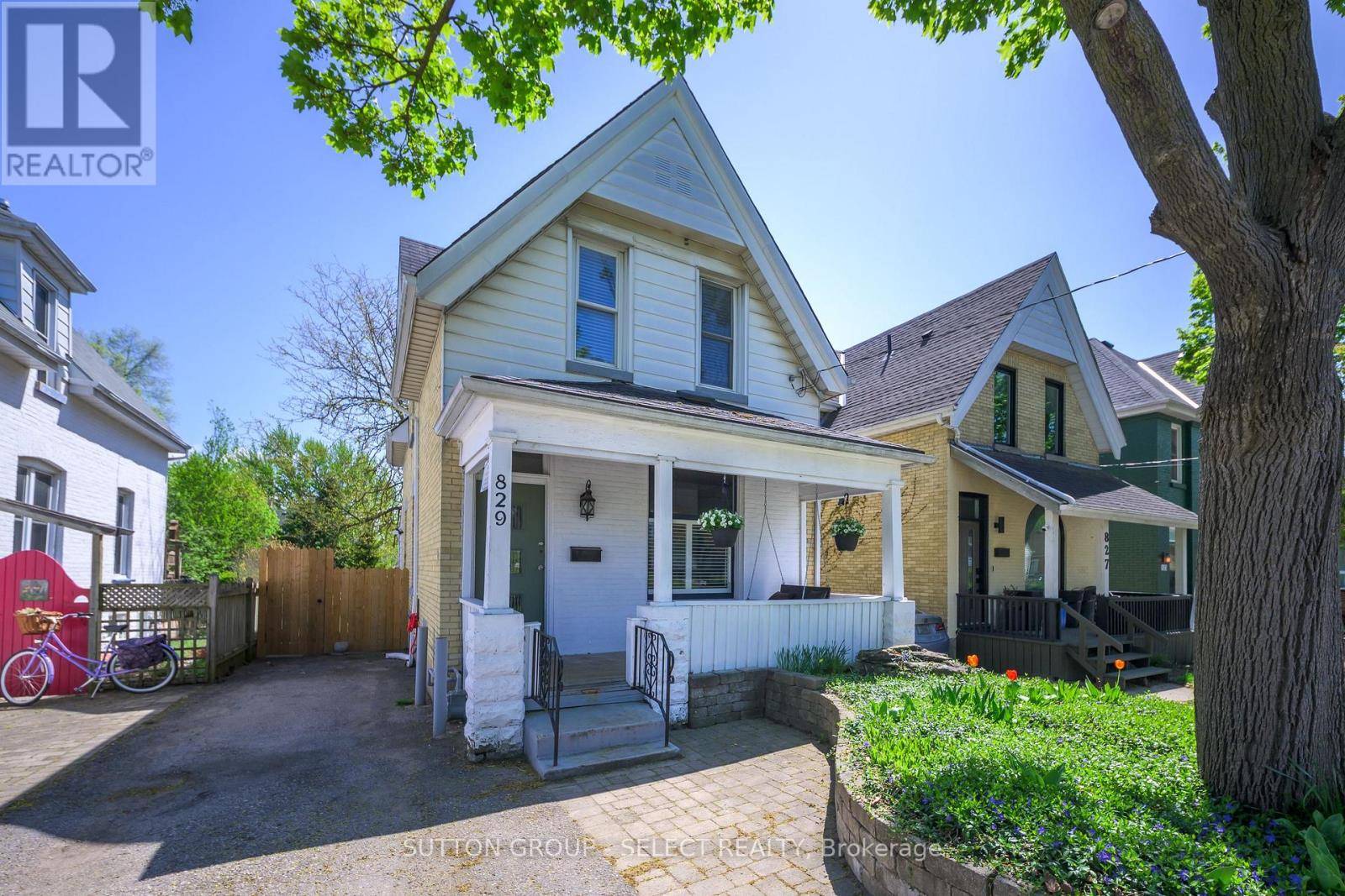 London East (east G), ON N5W3N9,829 ELIAS STREET