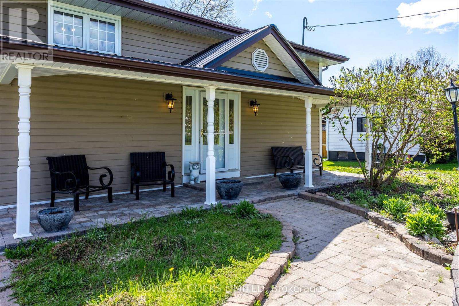 Kawartha Lakes (emily), ON K0M1A0,240 LAKESHORE DRIVE