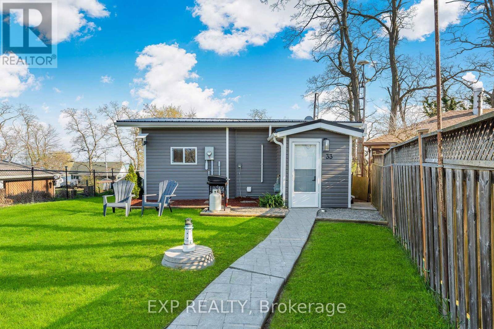 Haldimand (dunnville), ON N1A2W6,33 DOVER STREET