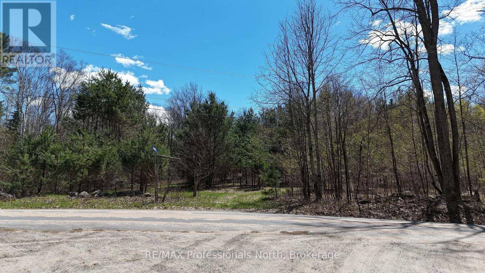 Minden Hills (minden), ON K0M2K0,0 OSPREY ROAD