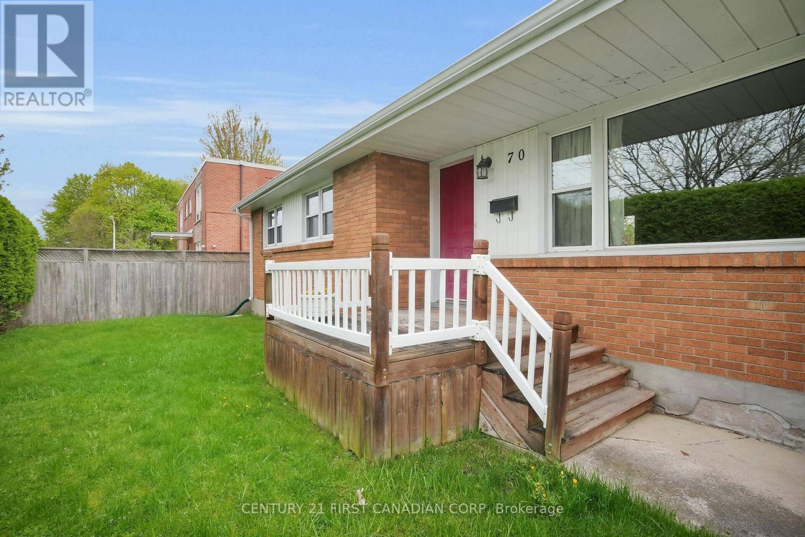 London South (south I), ON N5Z3N1,70 CHESTERFIELD AVENUE