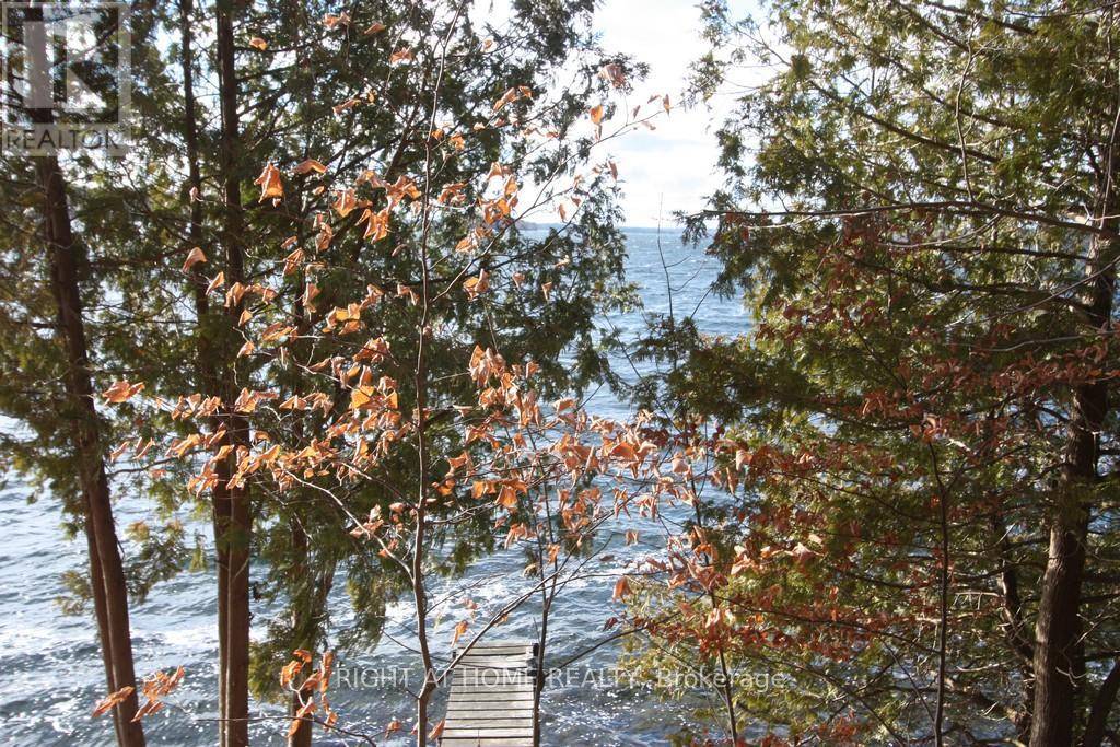 Rideau Lakes, ON K0G1V0,00 HOPPER LANE