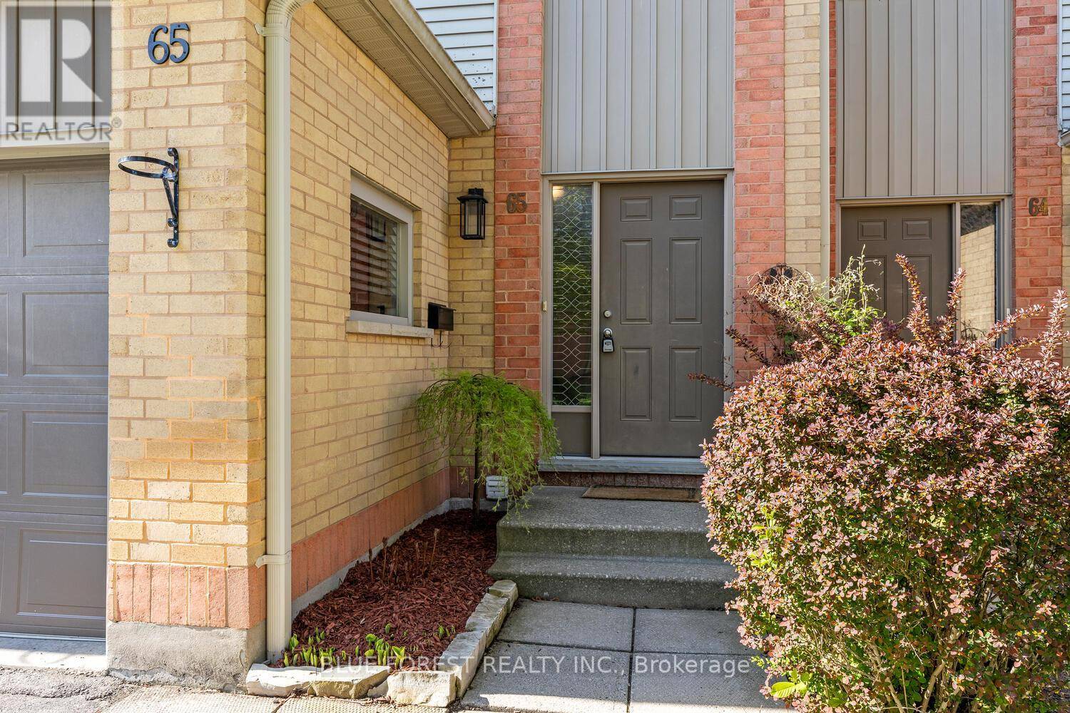 London East (east P), ON N5W5Z9,1199 Hamilton RD #65