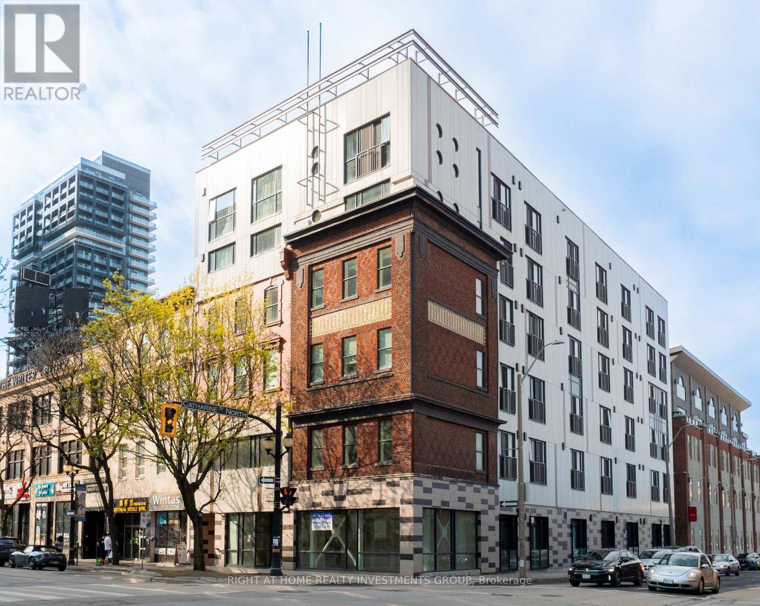 Hamilton (beasley), ON L8N1A9,121 King ST East #302