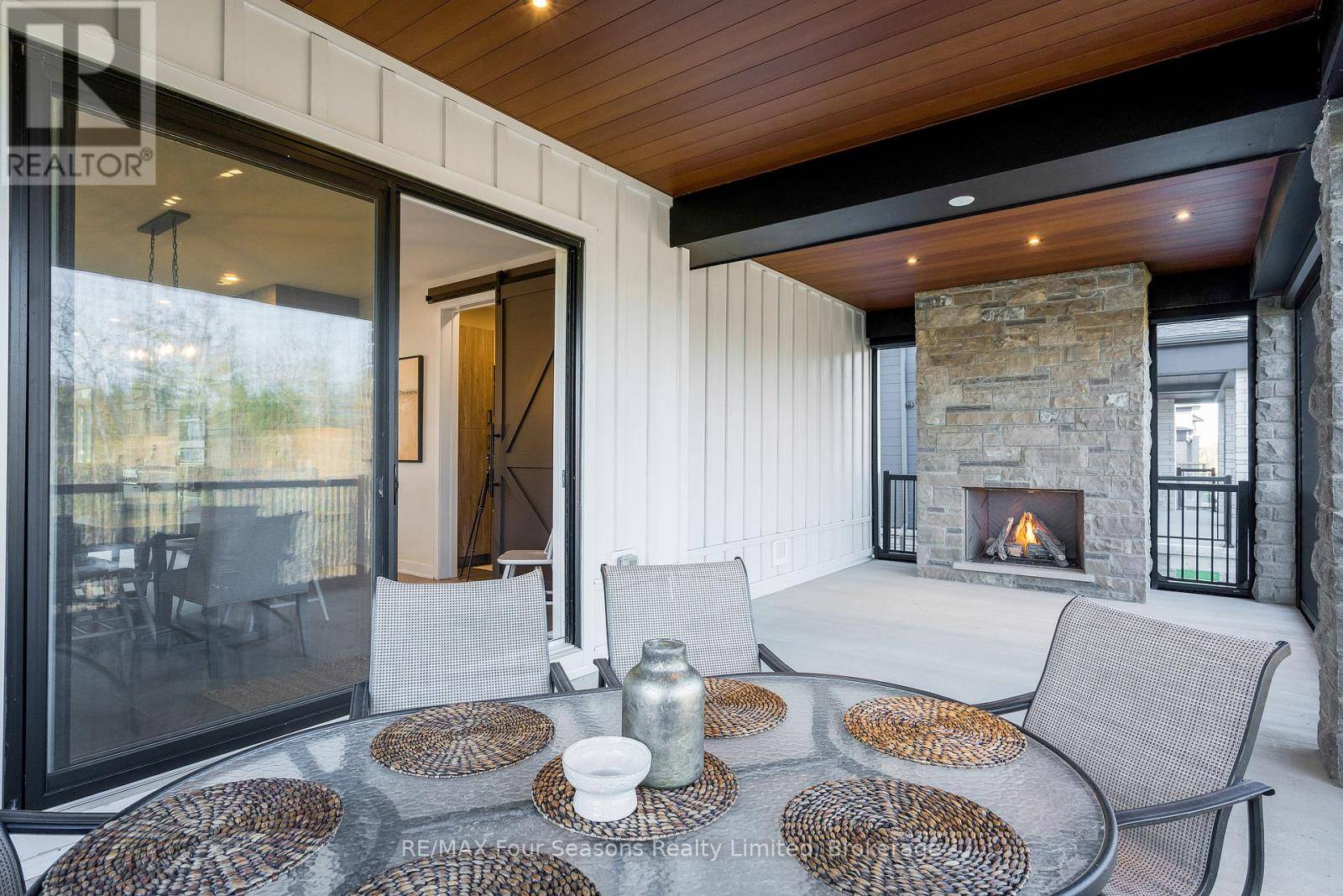 Blue Mountains, ON L9Y5L3,176 SPRINGSIDE CRESCENT