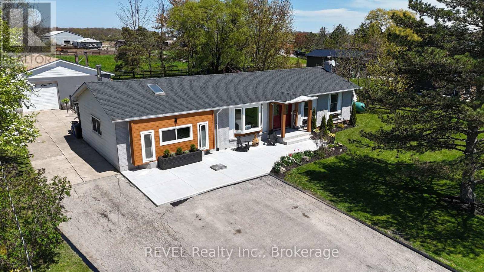 Grimsby (grimsby Escarpment), ON L3M4E7,350 KEMP ROAD W