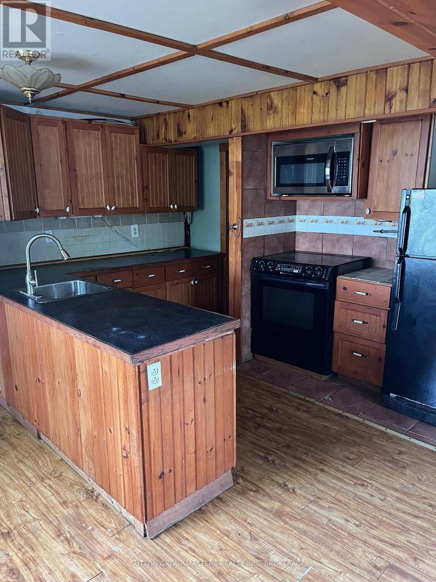 Gananoque, ON K7G1S9,260 WILLIAM STREET S