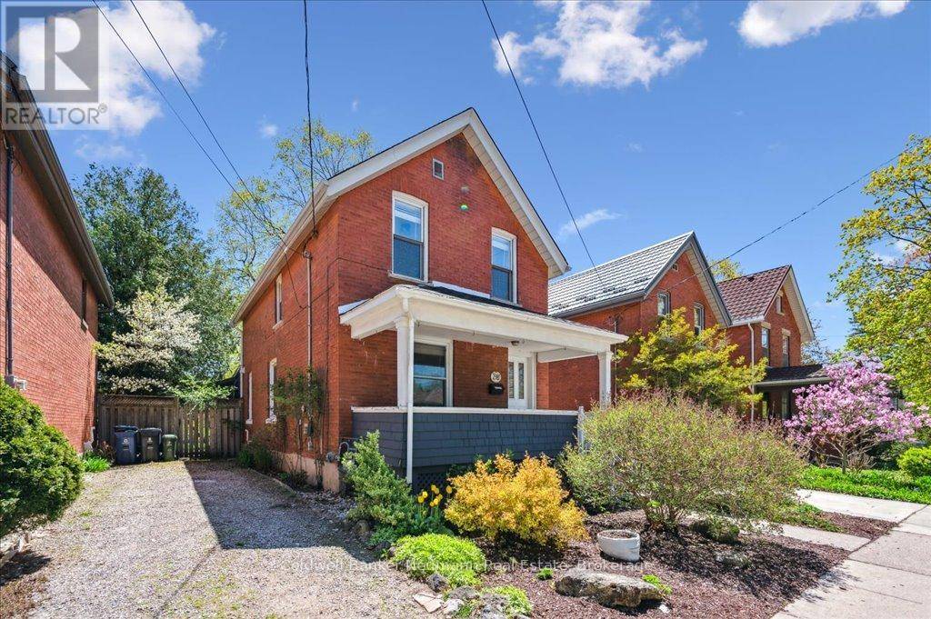 Guelph (junction/onward Willow), ON N1H2K3,298 SUFFOLK STREET W