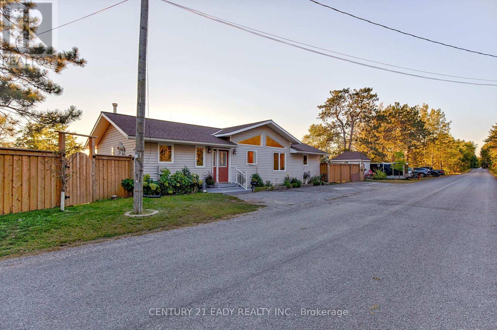 North Algona Wilberforce, ON K0J1X0,563 ISLAND VIEW DRIVE