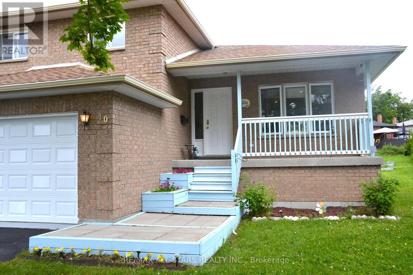 Kawartha Lakes (lindsay), ON K9V5Y1,10 O'CONNELL COURT