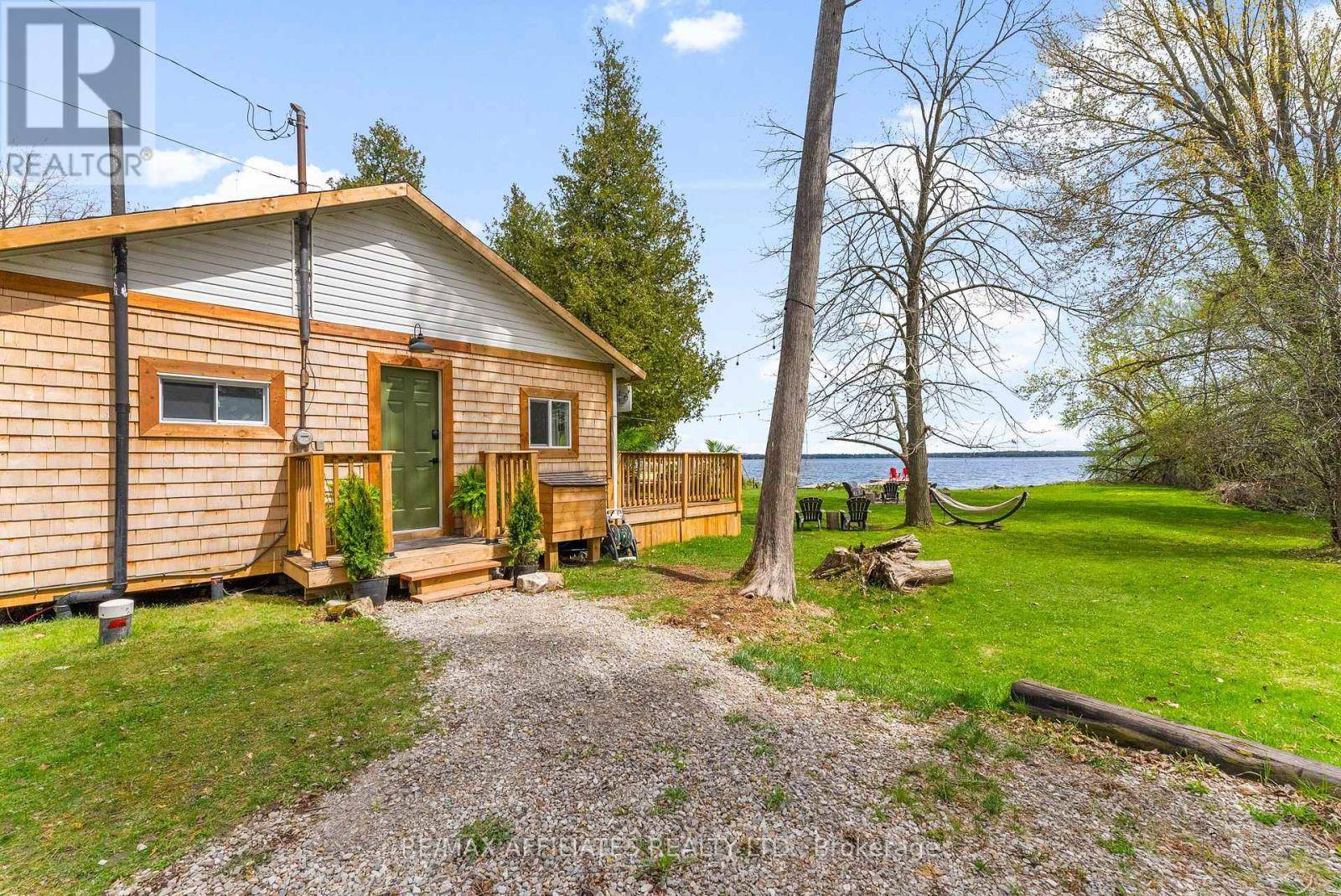 Drummond/north Elmsley, ON K7H3H7,253 RIDEAU STREET