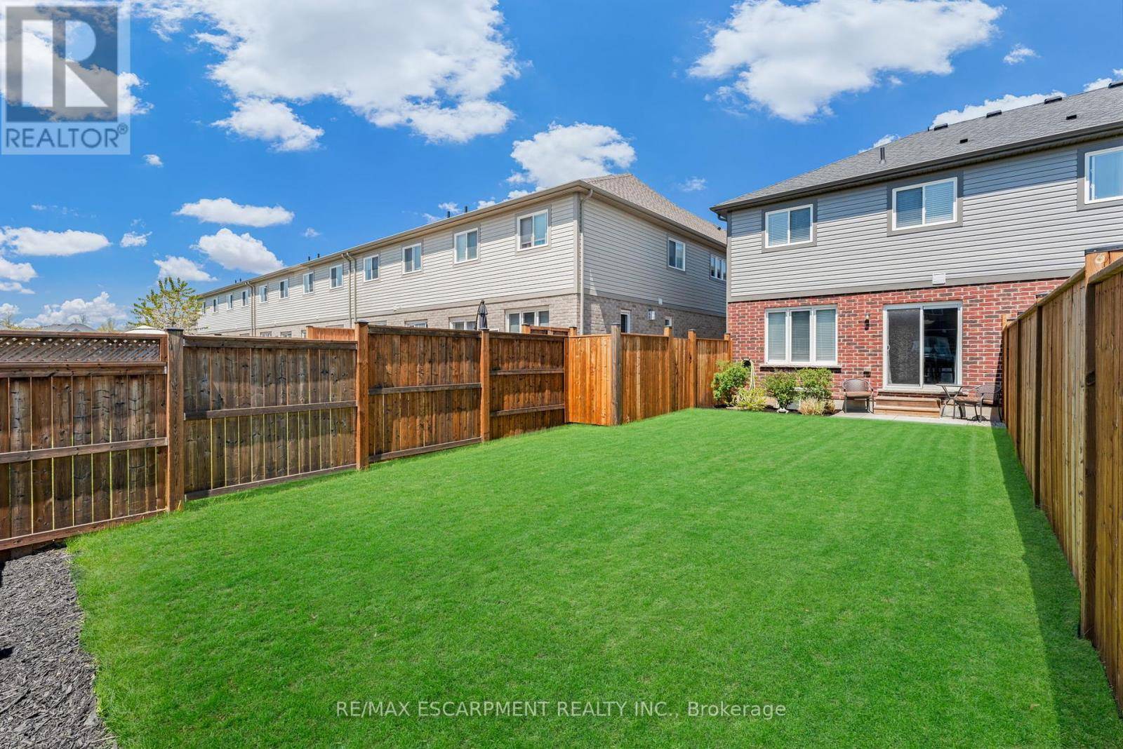 Welland (coyle Creek), ON L3C0G8,111 HERON STREET
