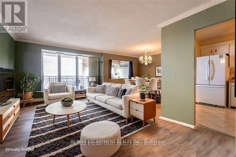 Hamilton (stoney Creek), ON L8E3M6,500 Green RD #1206