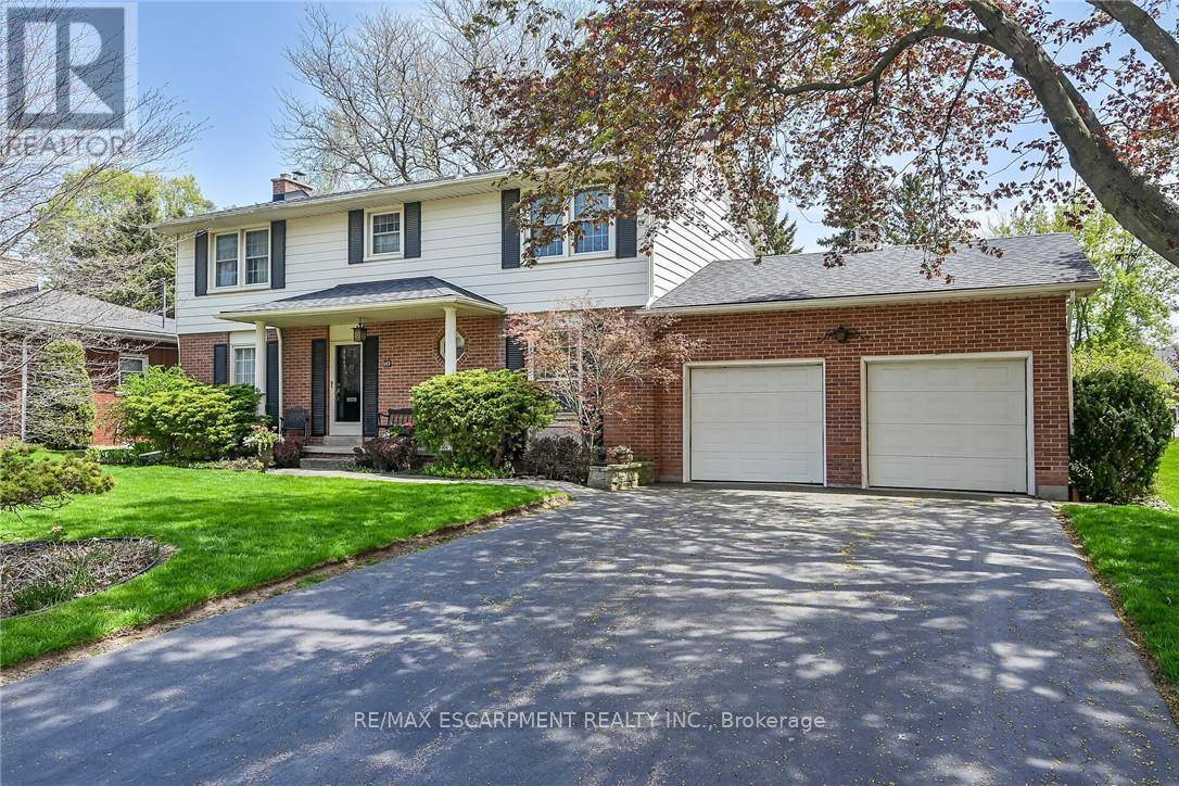 Hamilton (ancaster), ON L9G3A4,149 LOWDEN AVENUE