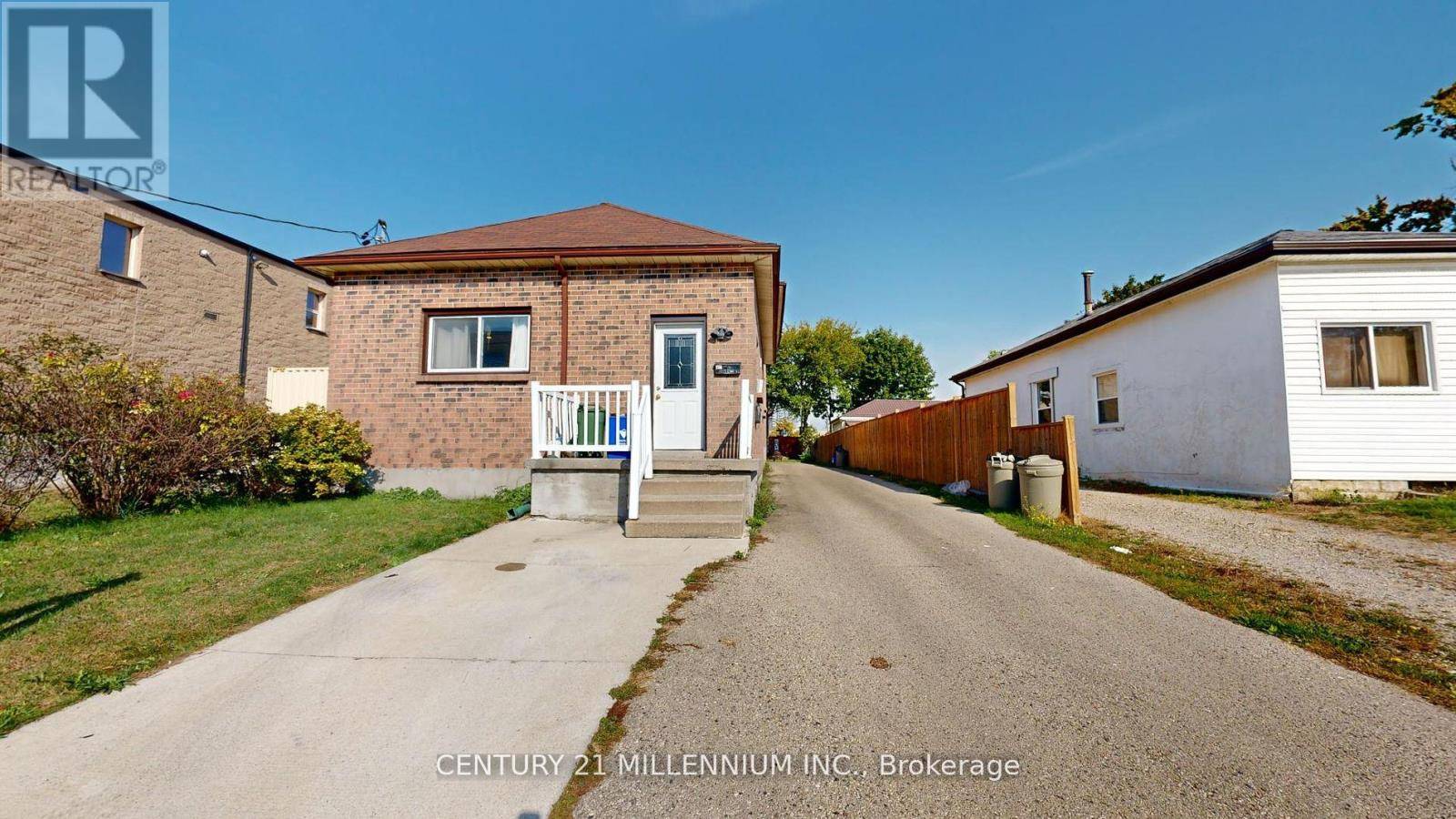 London East (east K), ON N6B1H9,184 SIMCOE STREET