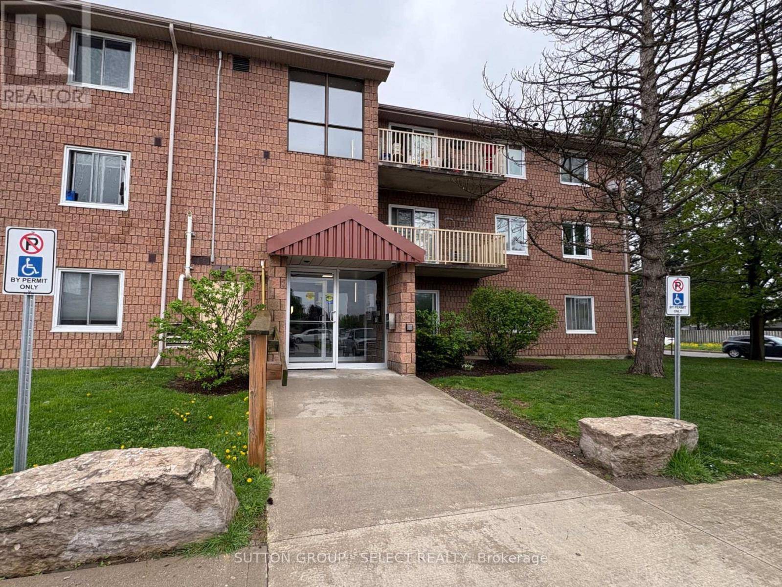 London South (south X), ON N6E1X9,1584 Ernest AVE #210