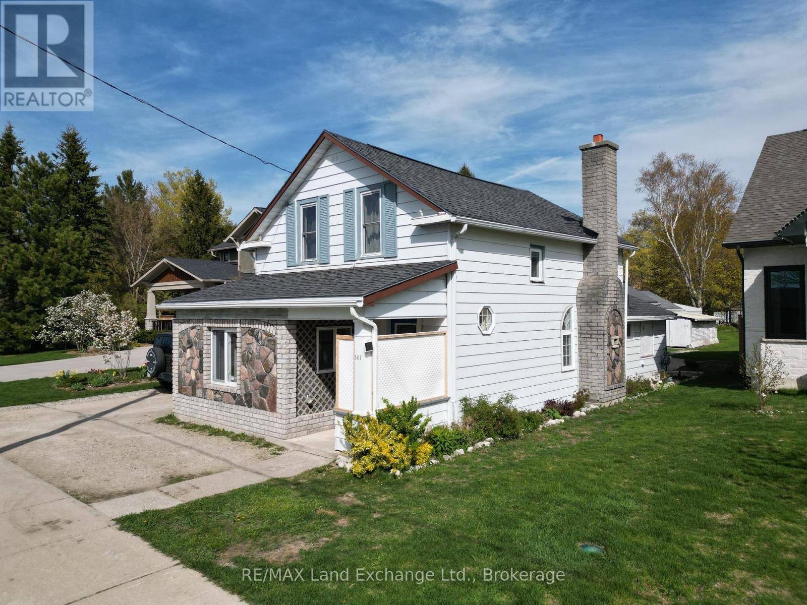 Kincardine, ON N2Z2H2,581 HURON TERRACE