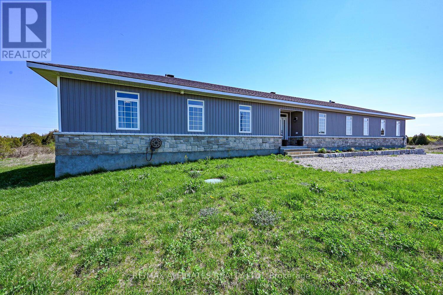 Montague, ON K7A4S4,2064 ROSEDALE ROAD N