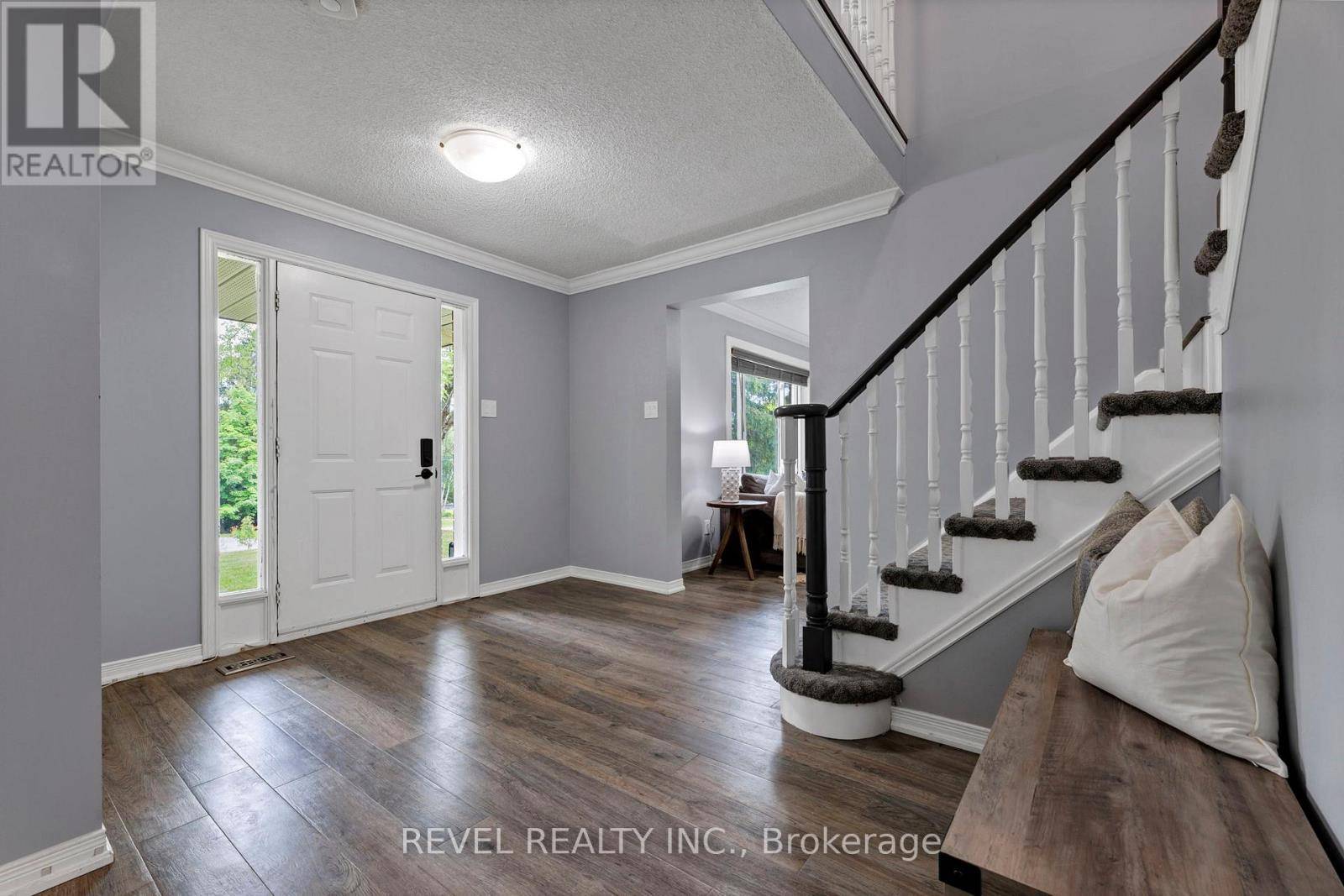 Kawartha Lakes (pontypool), ON L0A1K0,46 ROYAL ESTATE DRIVE