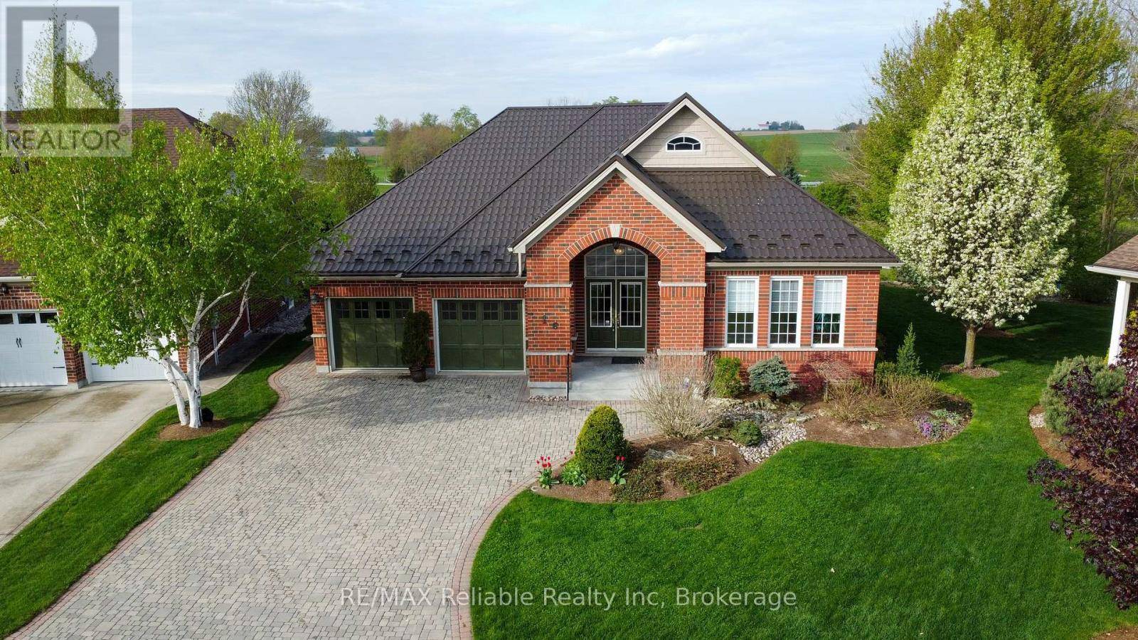 Huron East (seaforth), ON N0K1W0,16 STORNOWAY CRESCENT