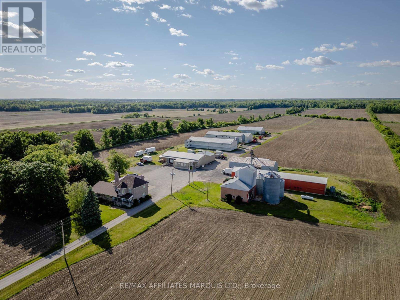 South Glengarry, ON K0C1L0,20731 CONCESSION 5 ROAD