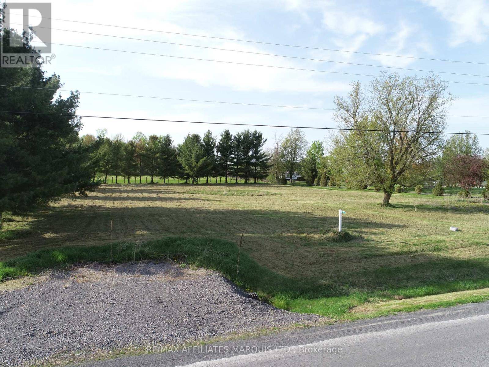 North Stormont, ON K0C1T0,17181 MCNEIL ROAD