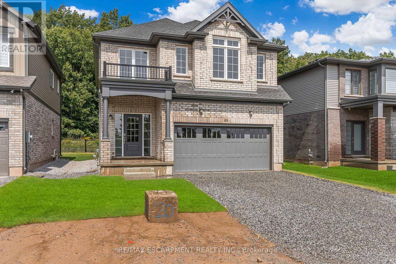 Thorold (hurricane/merrittville), ON L2V0G7,65 WILLSON DRIVE