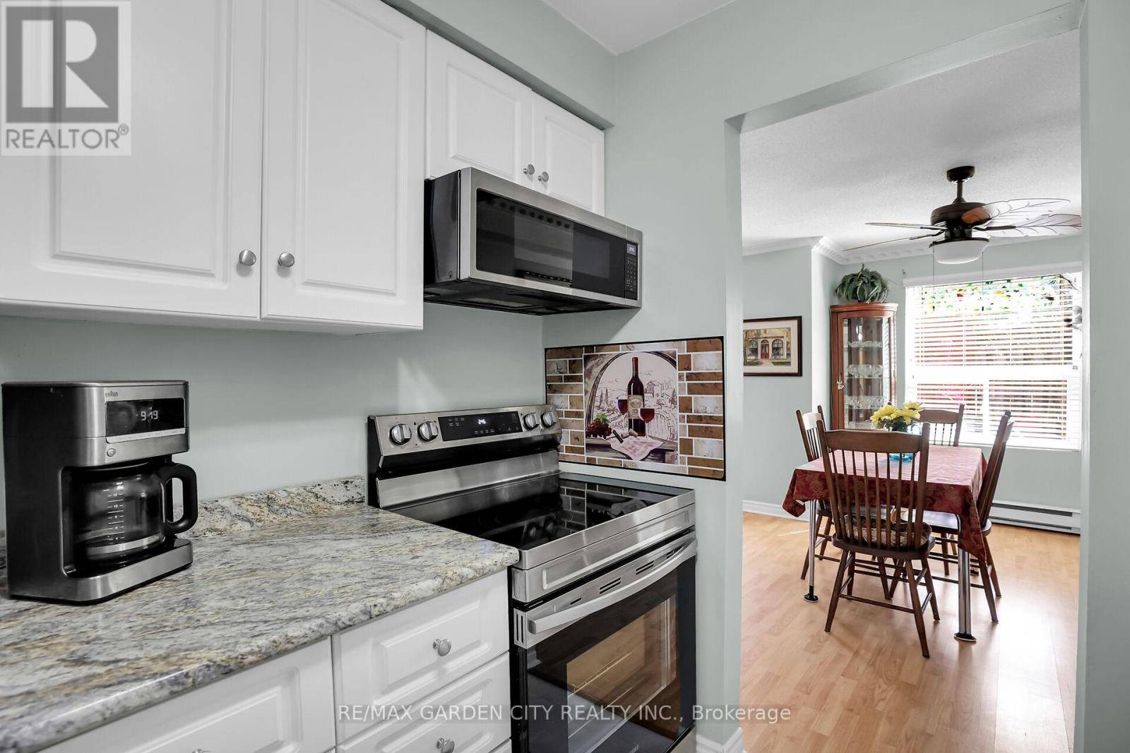 Lincoln (beamsville), ON L3J0K2,4209 Hixon ST #108