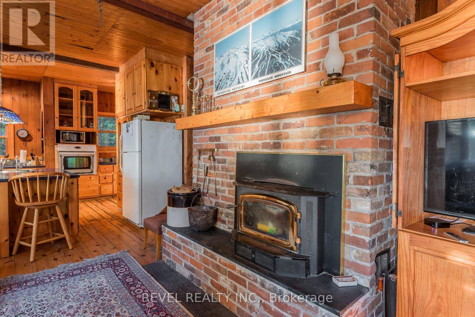 Douro-dummer, ON K0L2H0,852 BIRCHVIEW ROAD