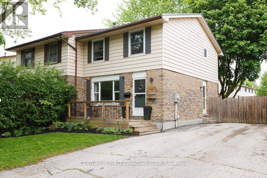 London South (south X), ON N6E2M5,44 SASHA CRESCENT