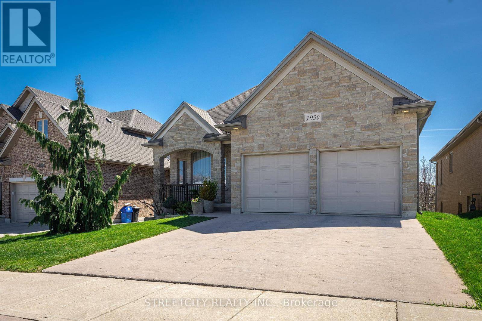 London North (north M), ON N6H5X6,1950 BEAVERBROOK AVENUE
